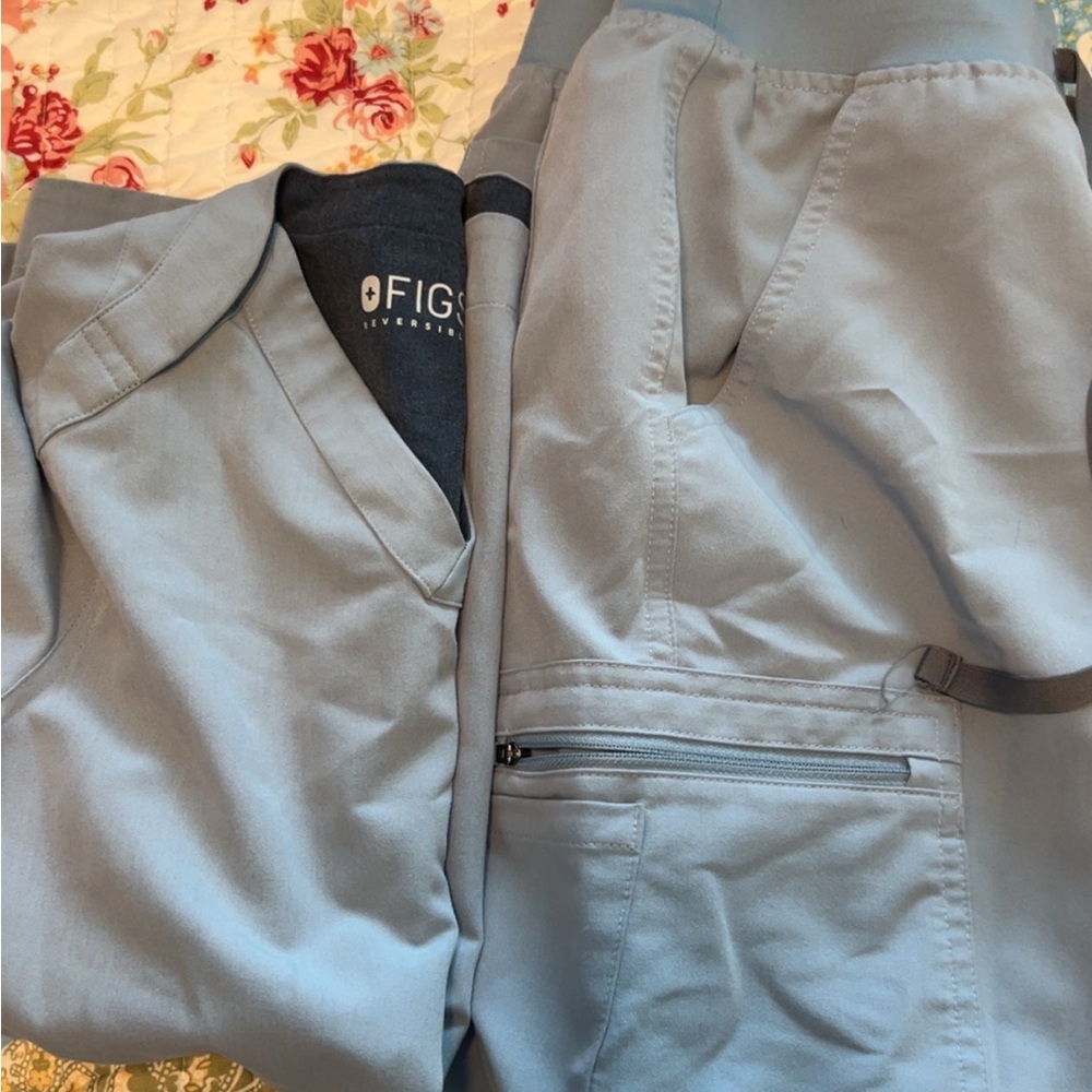 Figs women’s scrub set